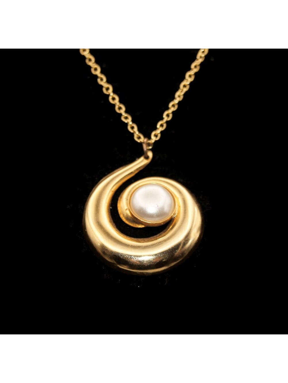 Vintage Gold Tone and Faux Pearl Spiral Pendant Necklace, 18" Necklace.
